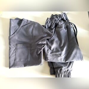 Jaanuu grey scrubs